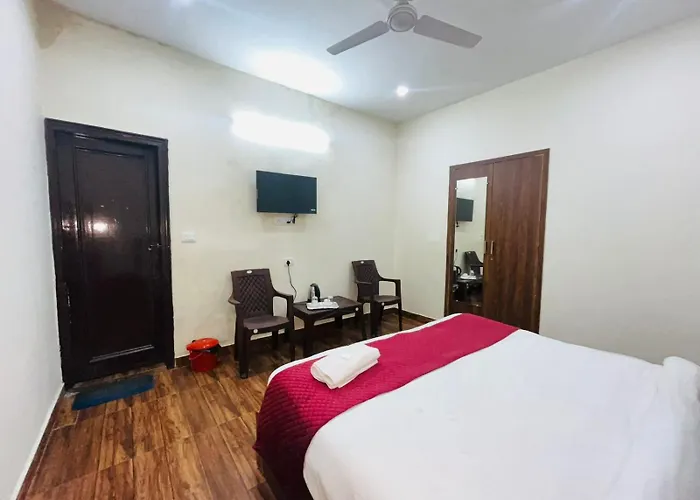 Hotel Badals Nest - Safdarjung Enclave