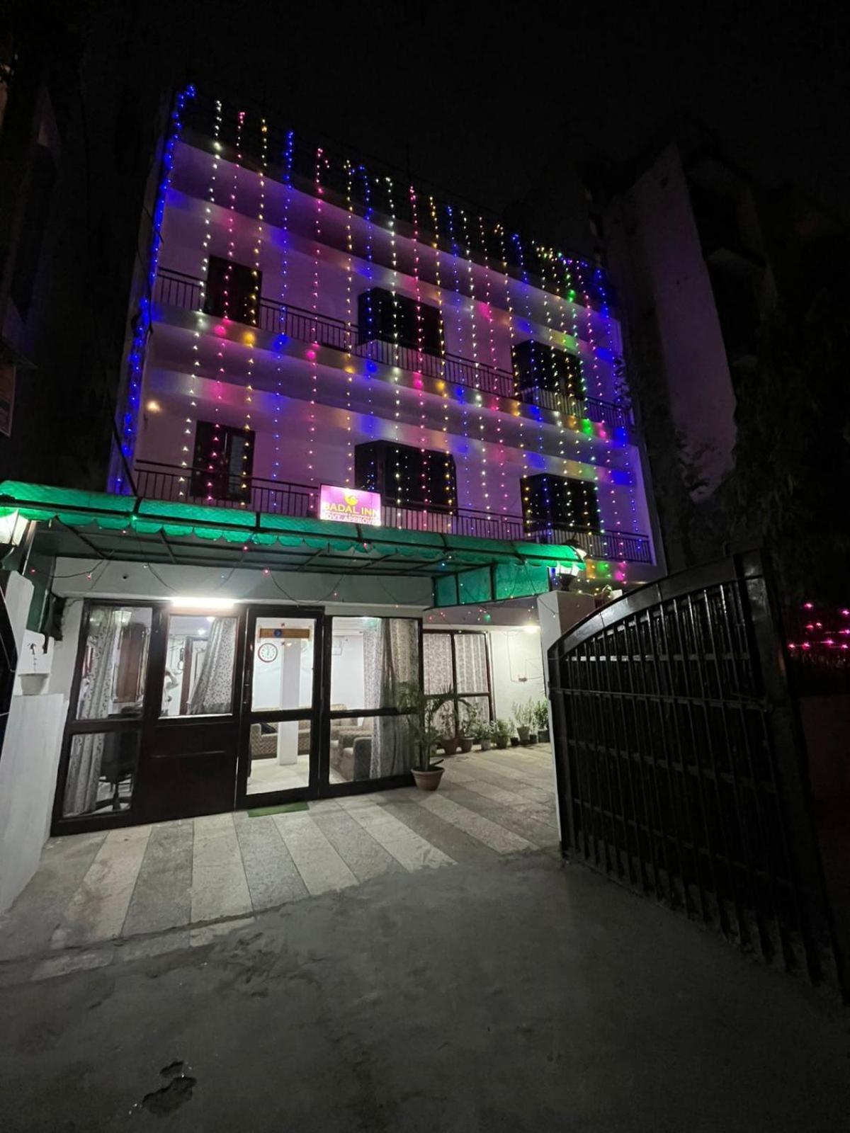 Apartment Badals Nest - Safdarjung Enclave *